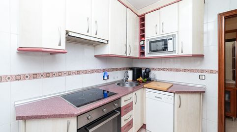 Foto 4 de Piso en venta en Avenida de Fuenlabrada, Descubridores - Escritores, Leganés