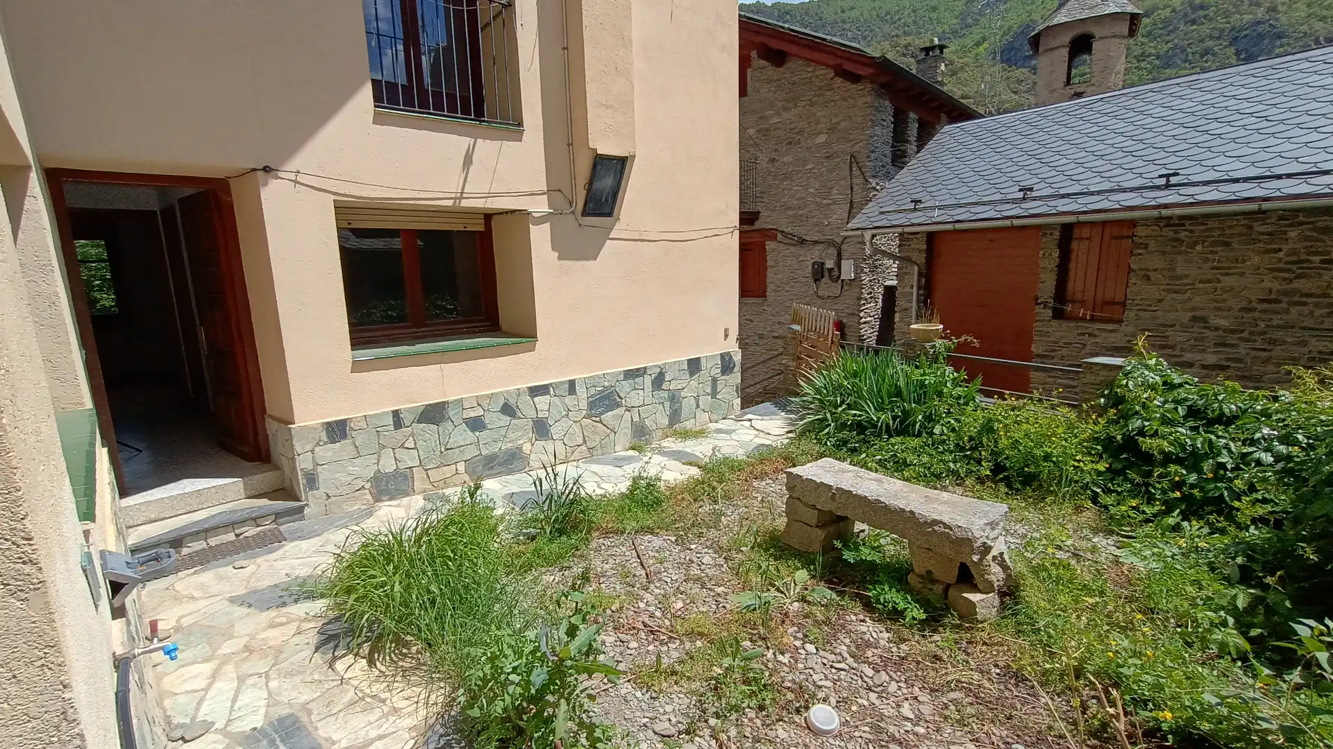 Terrassa de Casa o xalet en venda en Vall de Cardós amb Calefacció, Jardí privat i Parquet