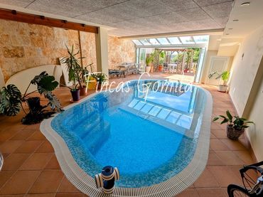 Casa rústica amb piscina en venda a verge del toro