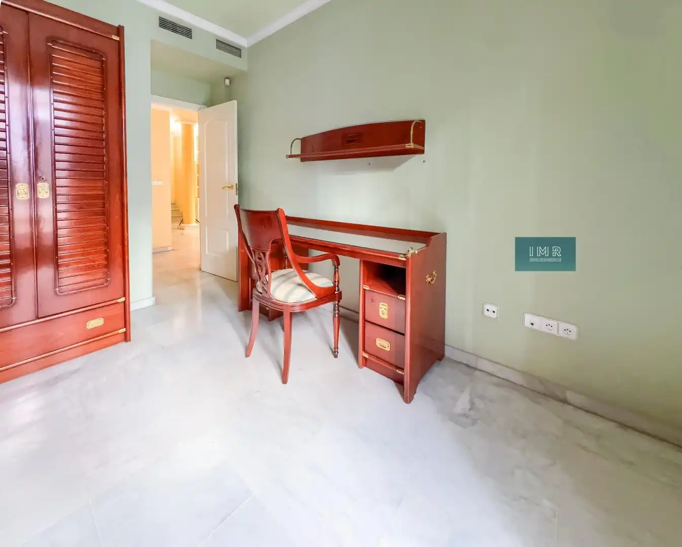 Bedroom of Duplexes for sale in Sevilla  with Air Conditioner, Storage room and Community pool