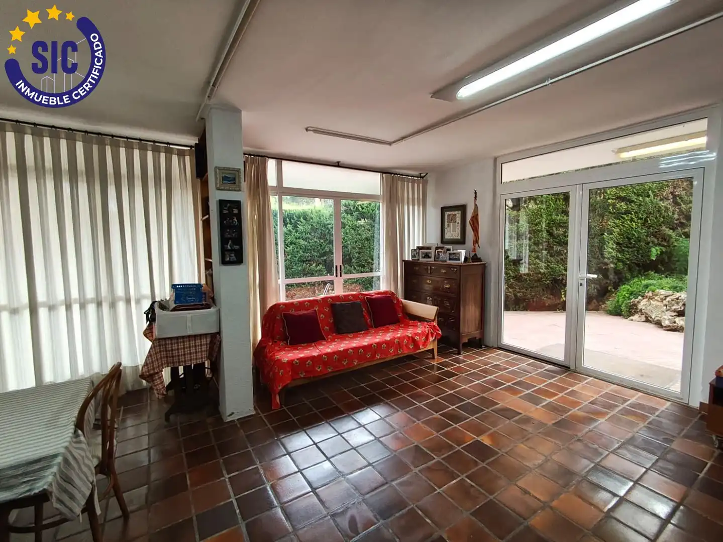 Sala de estar de Casa o chalet en venta en Torrent con Aire acondicionado, Calefacción y Jardín privado