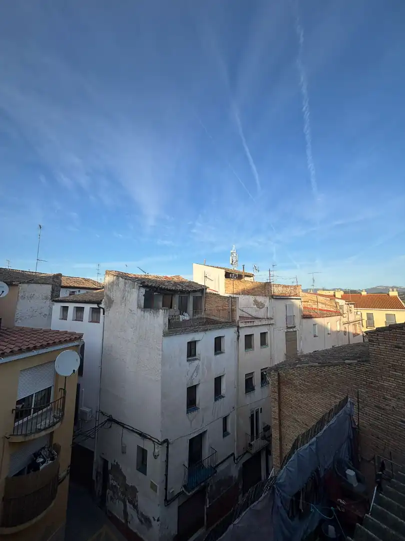 Vista exterior de Piso en venta en Móra d'Ebre con Balcón