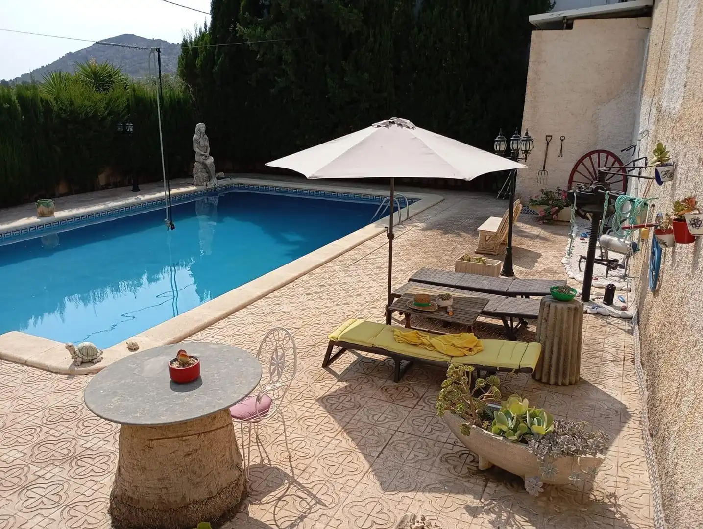 Piscina de Casa o xalet en venda en La Romana amb Aire condicionat, Calefacció i Jardí privat