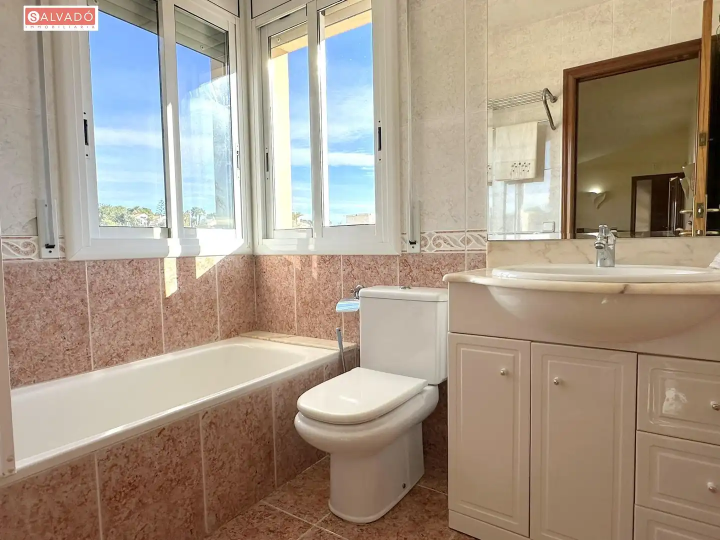Bathroom of Houses for sale in Calafell  with Air Conditioner, Heating and Private garden