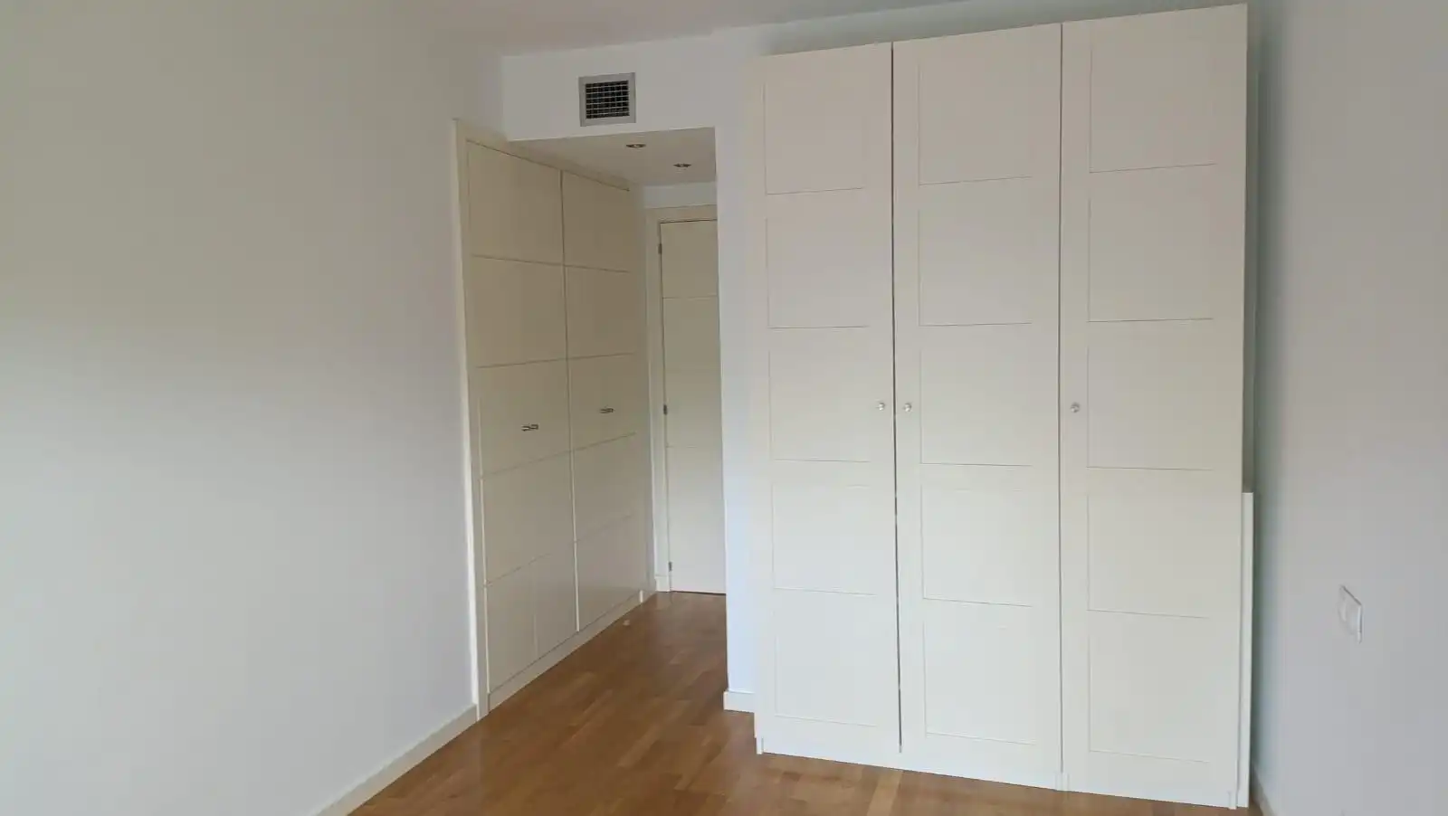 Bedroom of Flat for rent in Las Rozas de Madrid  with Air Conditioner, Heating and Private garden