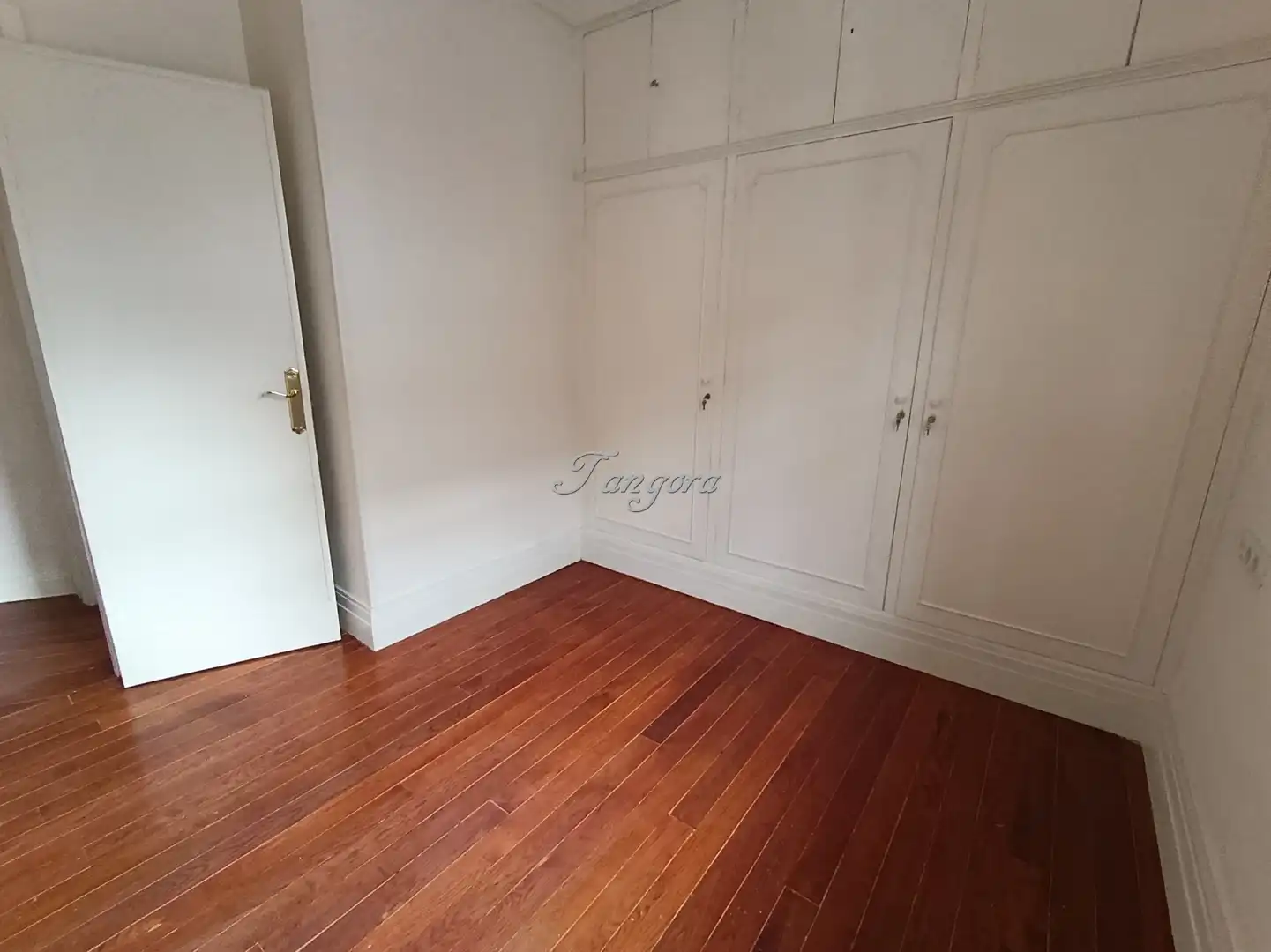 Habitación de Piso de alquiler en Getxo  con Calefacción, Parquet y Horno