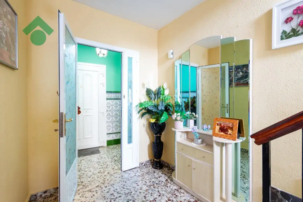Casa adosada en venta en Nerja