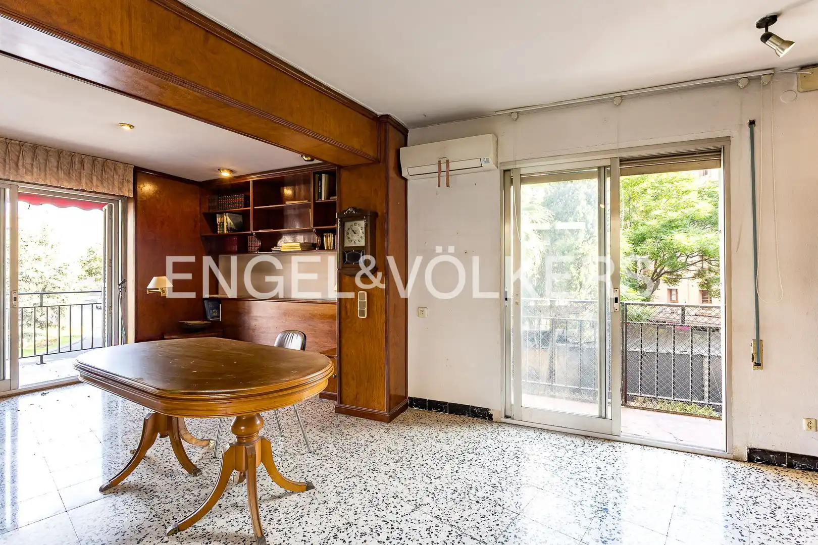 Flat for sale in Tarragona  with Air Conditioner and Heating