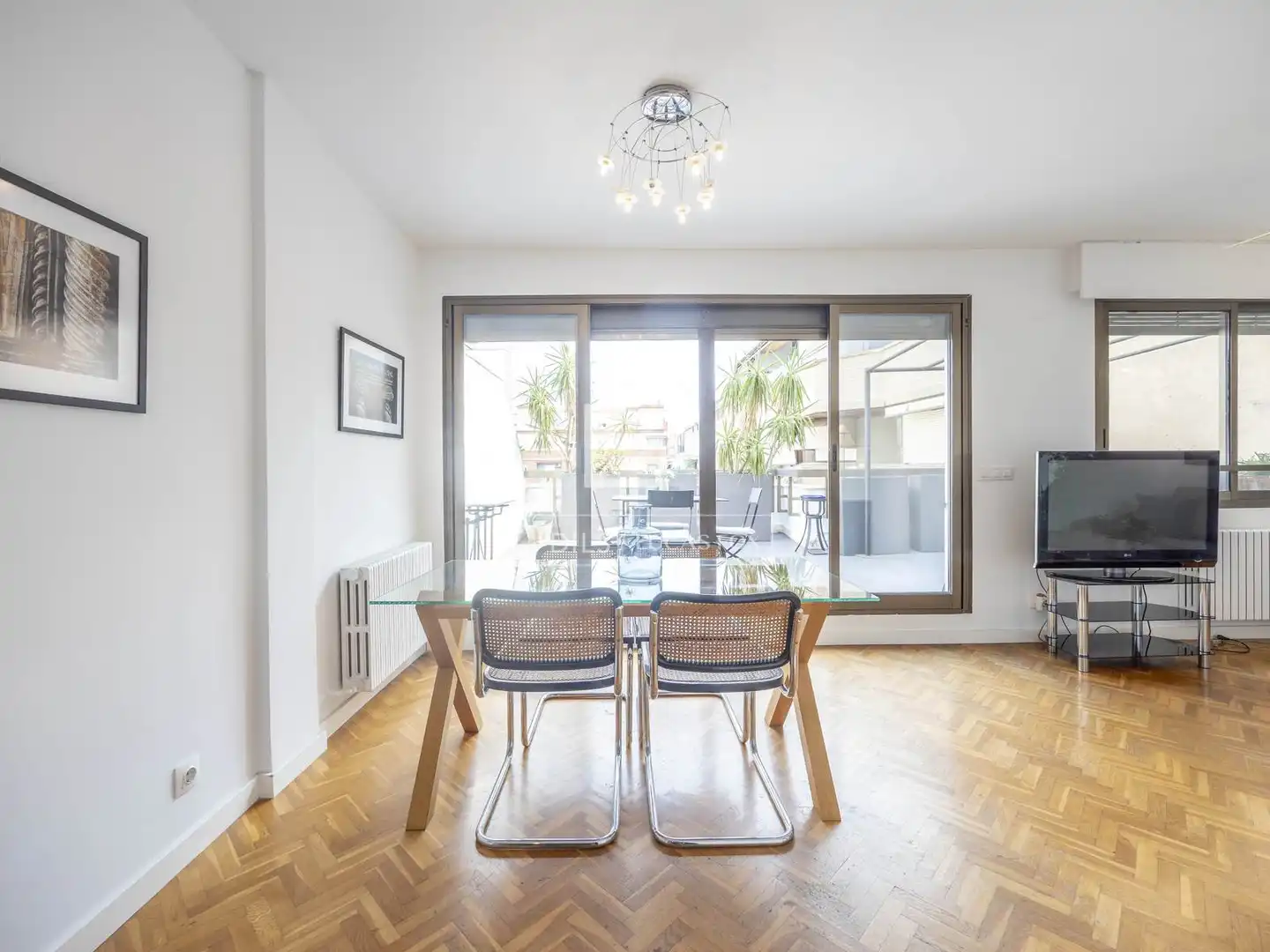 Menjador de Àtic de lloguer en Valencia amb Aire condicionat, Calefacció i Parquet