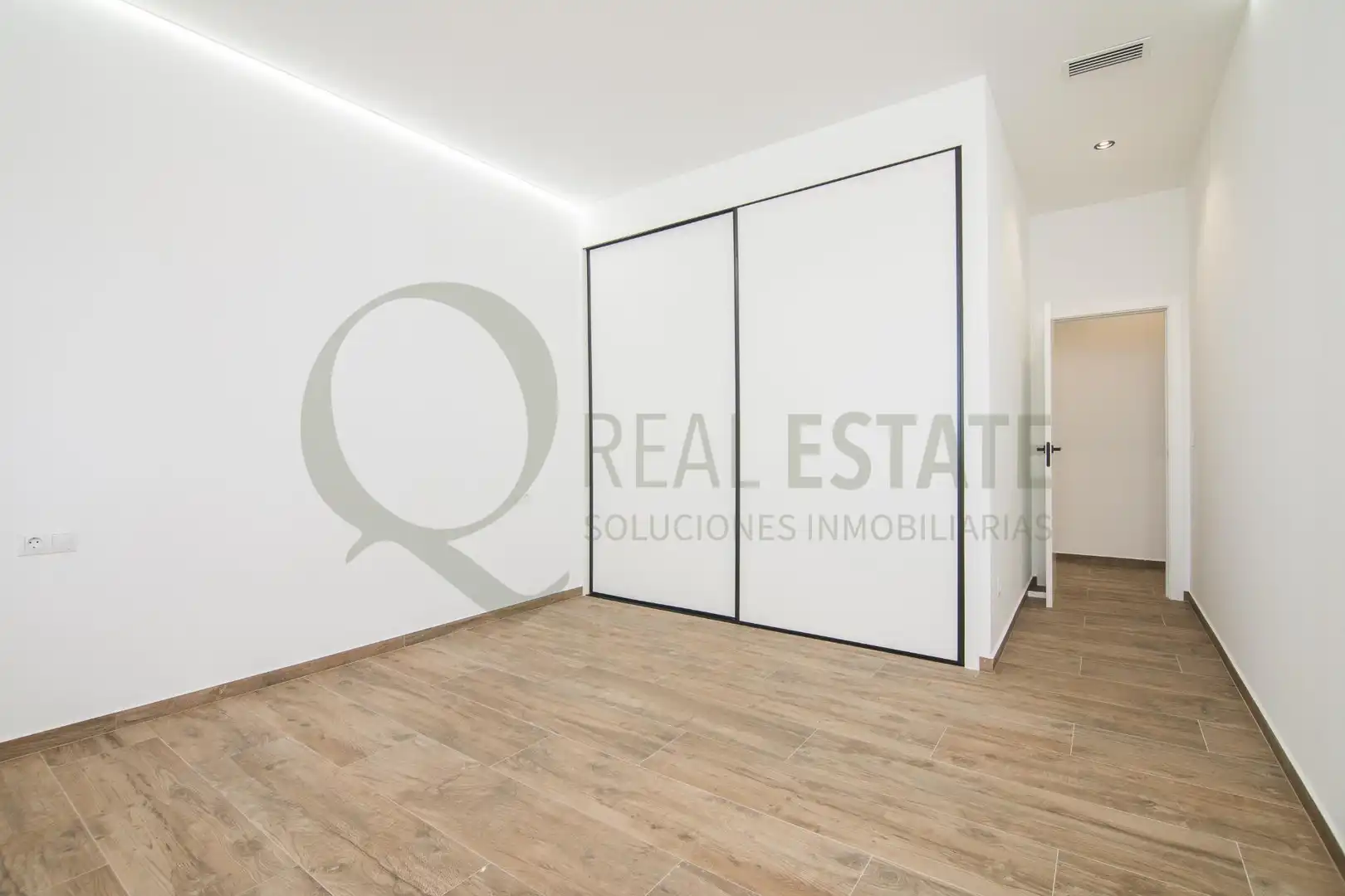 Habitación de Casa o chalet en venta en Mutxamel con Calefacción, Jardín privado y Terraza