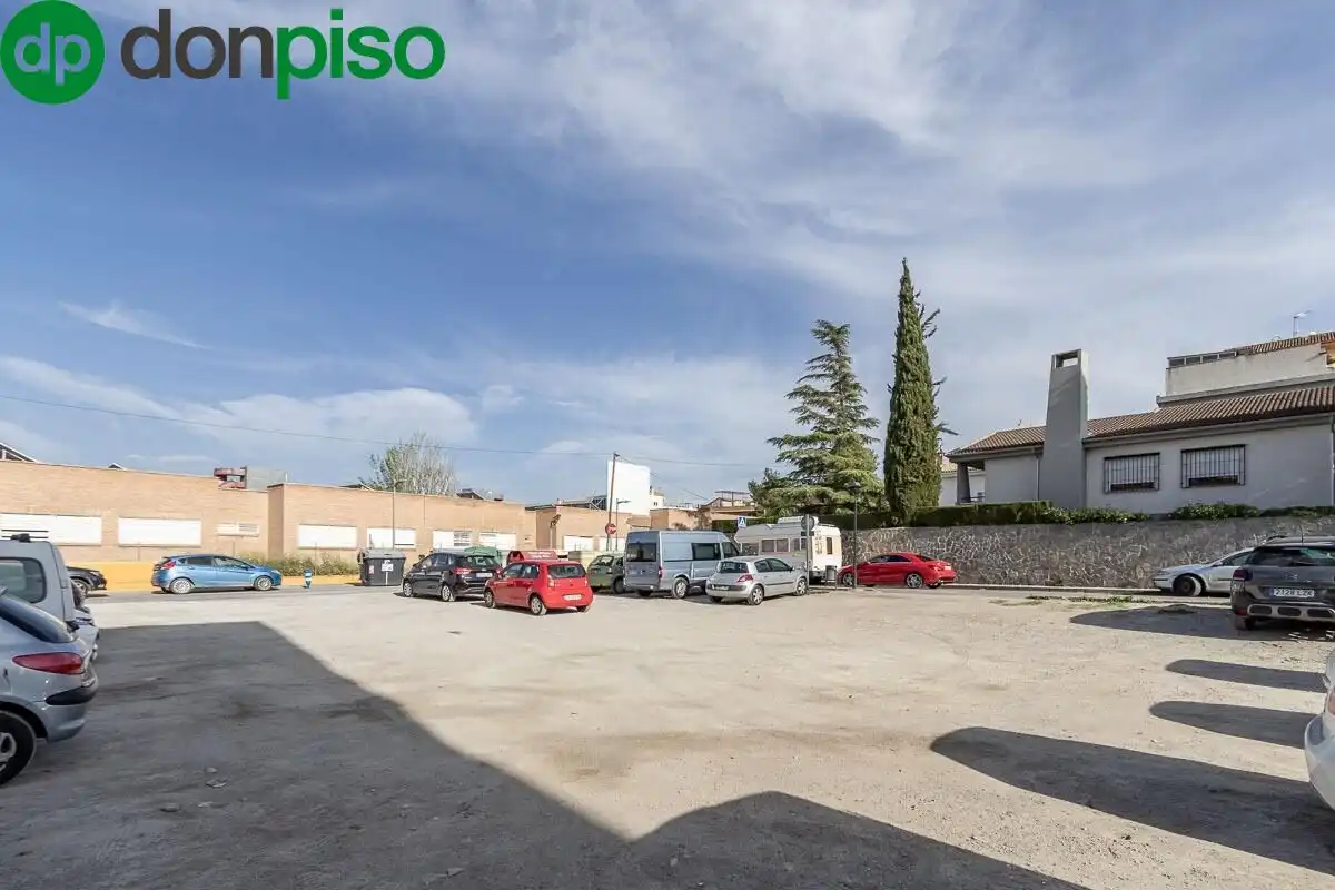 Aparcament de Residencial en venda en Churriana de la Vega