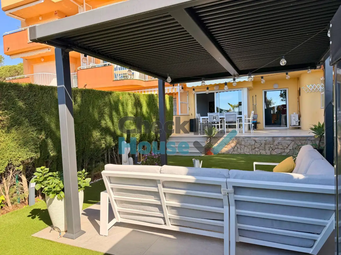 Terraza de Planta baja en venta en Castell d'Aro, Platja d'Aro i s'Agaró con Aire acondicionado, Jardín privado y Trastero