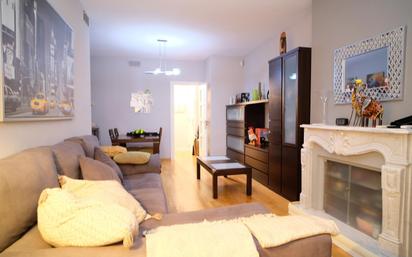 Living room of Flat for sale in  Barcelona Capital  with Air Conditioner, Heating and Terrace