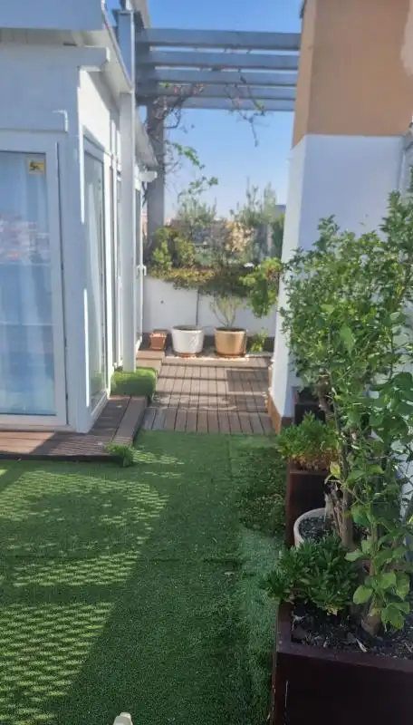 Terrace of Attic for sale in Madrid  with Air Conditioner, Heating and Private garden