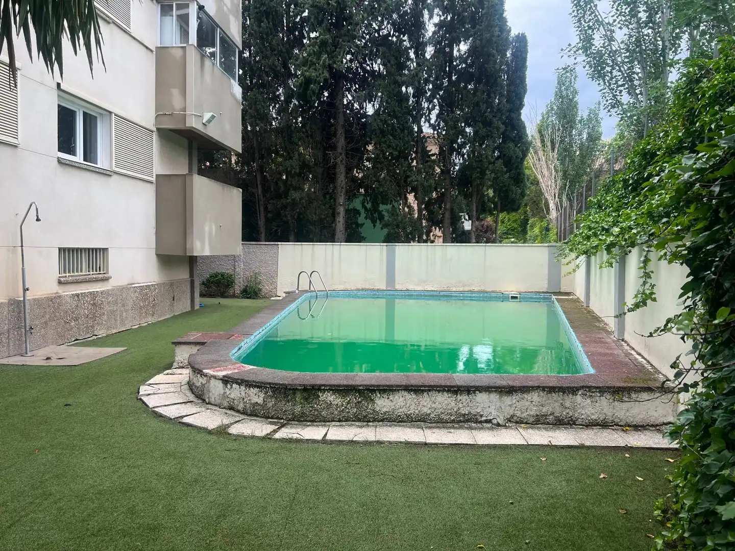 Piscina de Piso en venta en Zaragoza con Aire acondicionado, Calefacción y Parquet