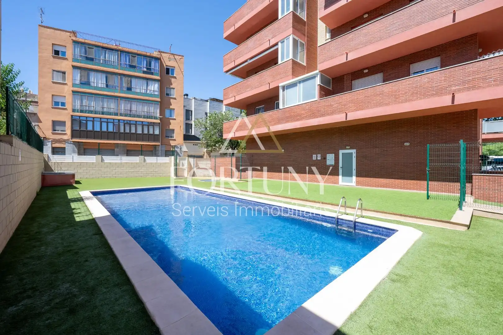 Piscina de Àtic en venda en Reus amb Piscina comunitària