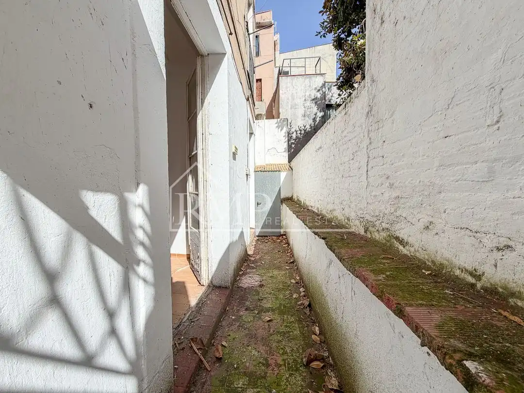Vista exterior de Piso en venta en Barcelona