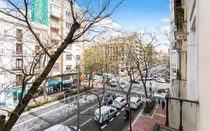 Exterior view of Flat for sale in  Madrid Capital  with Air Conditioner, Heating and Terrace