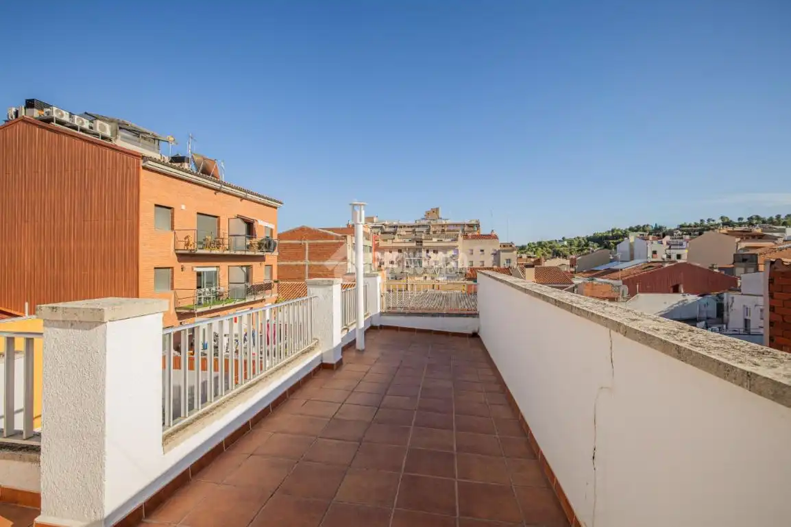 Terrasse von Einfamilien-Reihenhaus zum Verkauf in Terrassa mit Terrasse