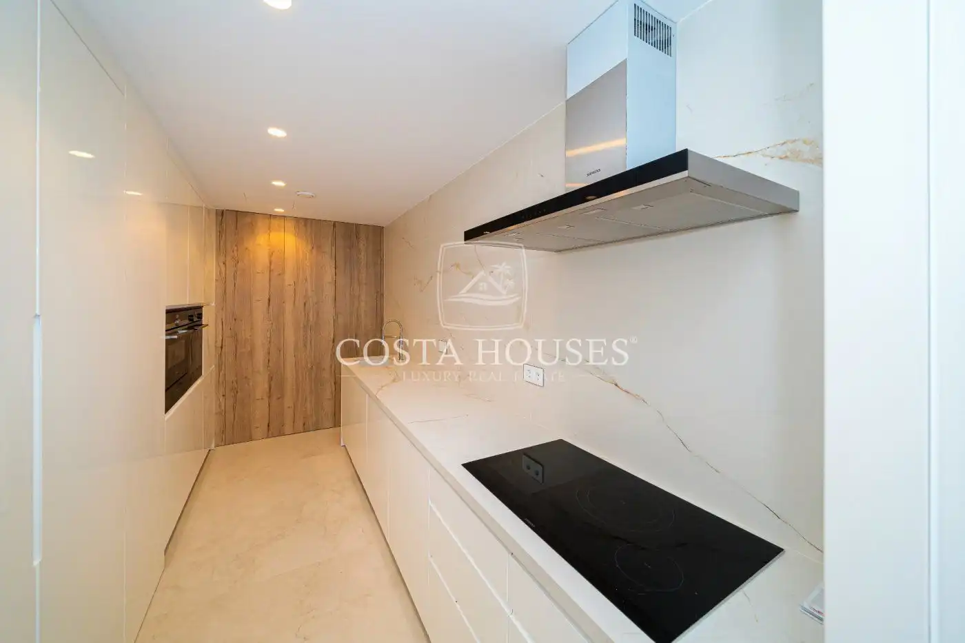 Cocina de Planta baja en venta en Benidorm con Aire acondicionado, Jardín privado y Terraza