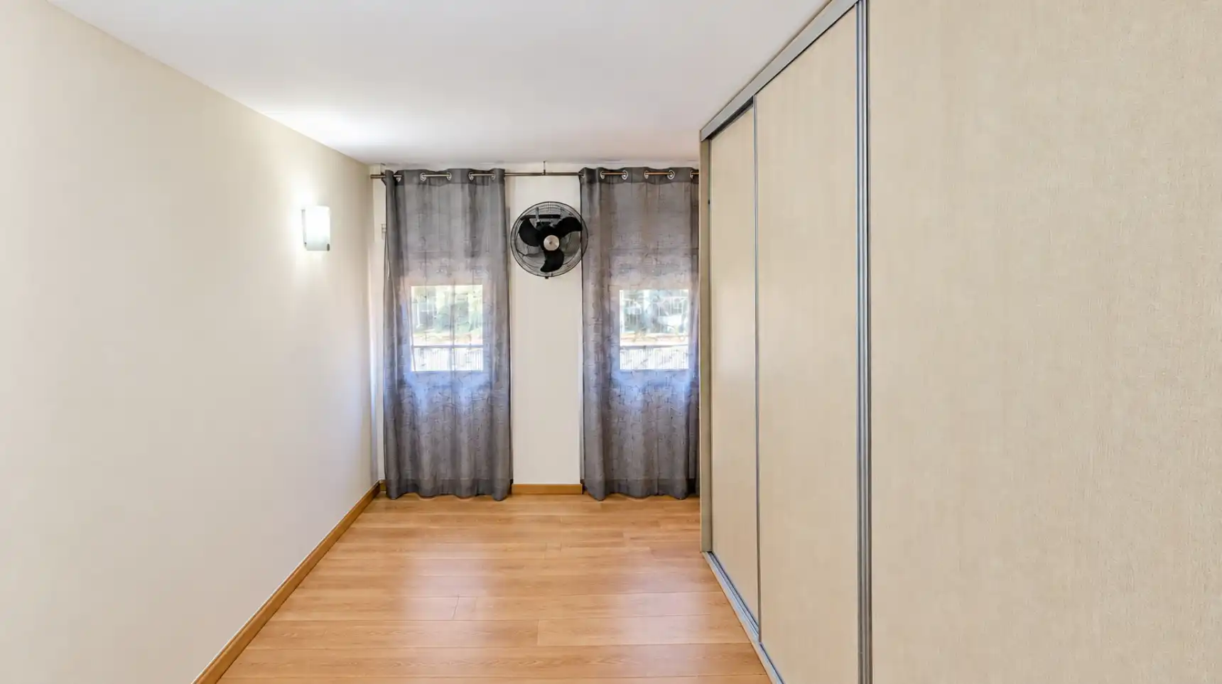 Flat with terrace for sale in Carrer de Claramunt, imagen 16