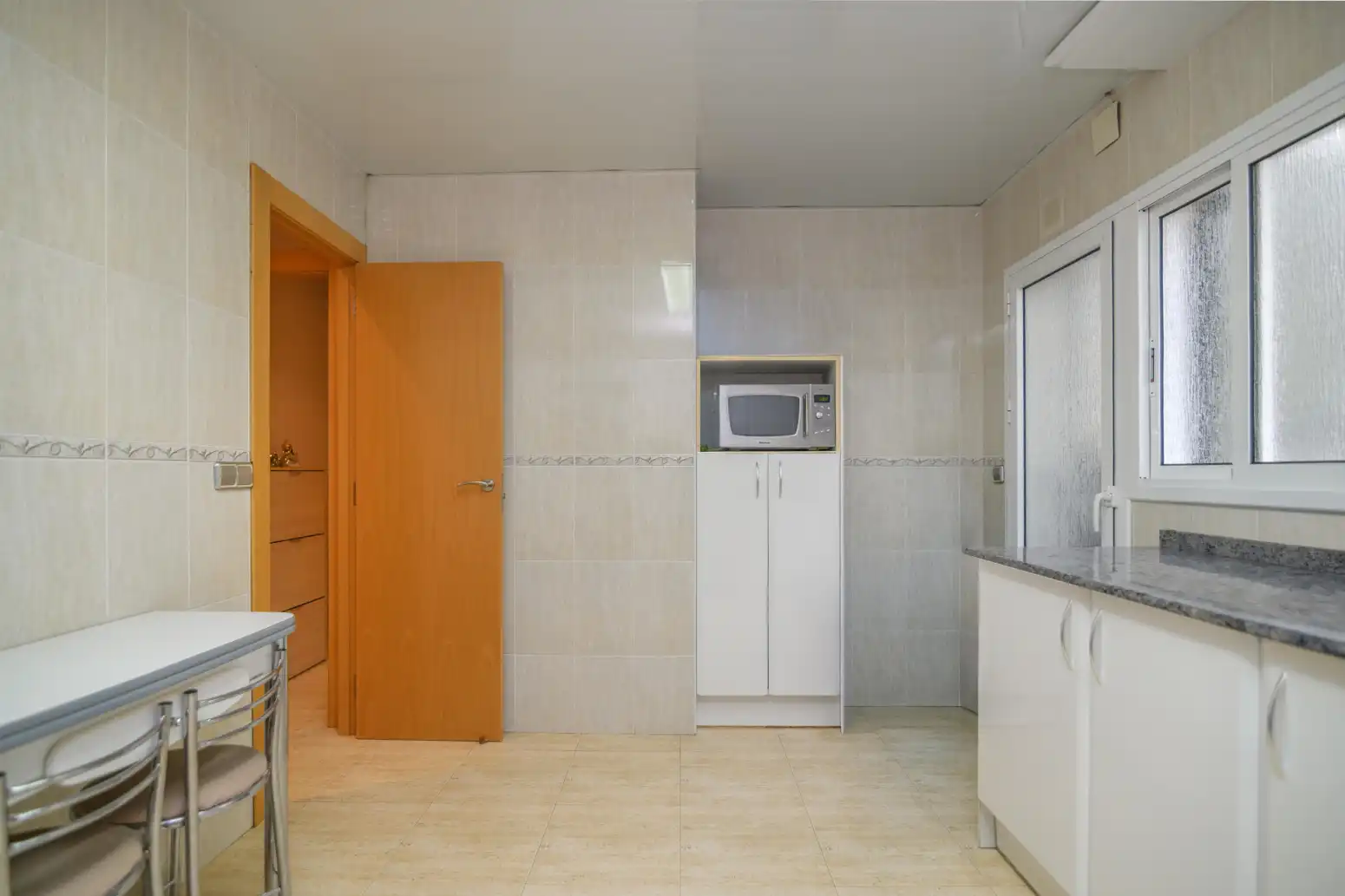 Kitchen of Attic for sale in La Gavarra
