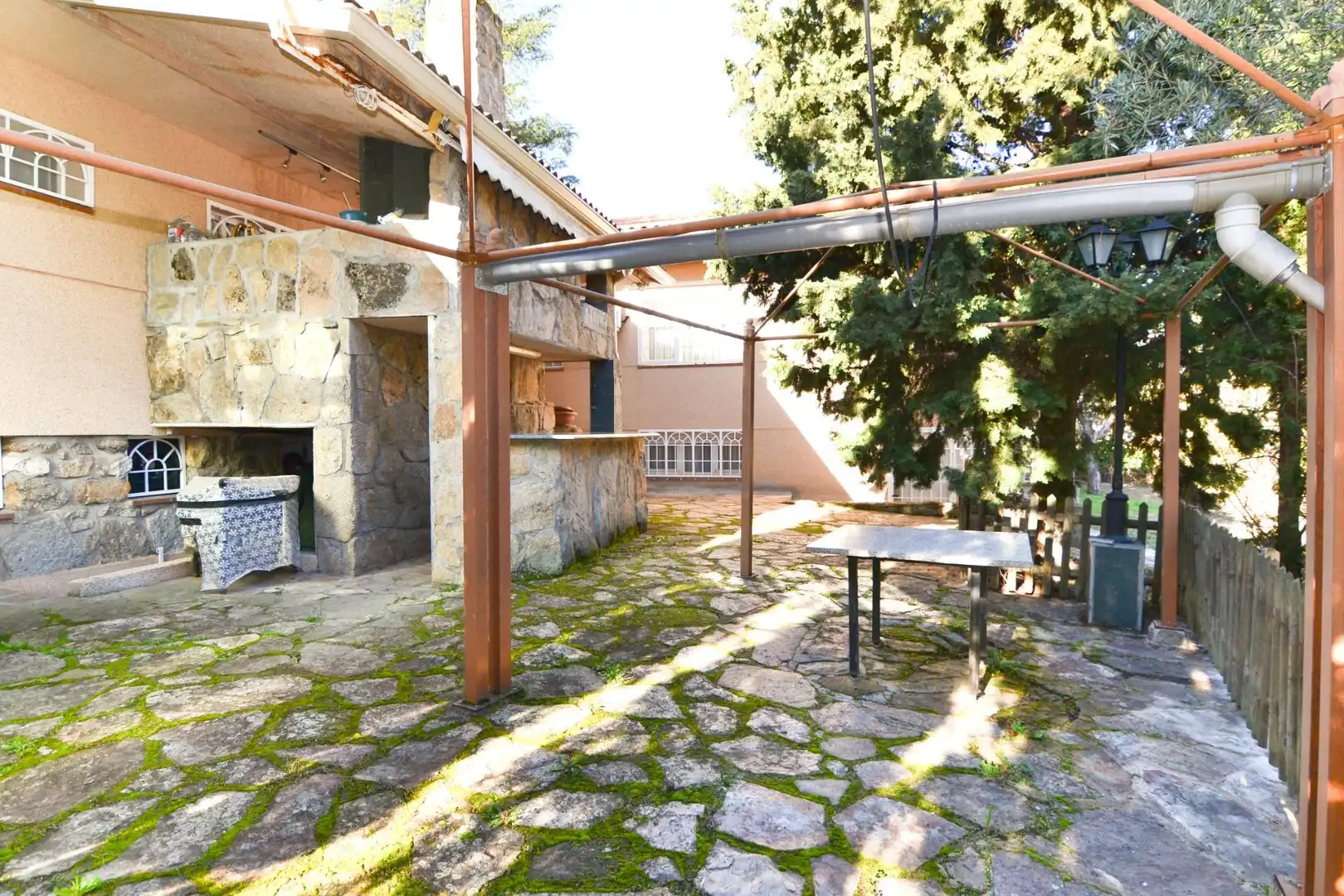Terrace of Houses for sale in Villanueva de la Cañada  with Air Conditioner, Private garden and Terrace