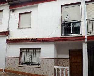 Exterior view of Single-family semi-detached for sale in Alcaudete de la Jara