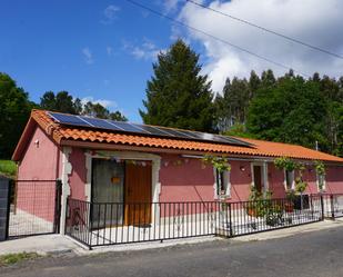 Vista exterior de Casa o xalet en venda en Vilasantar amb Calefacció