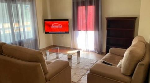 Foto 2 de Piso en venta en Avenida de la Paz, 20, Almendralejo, Badajoz