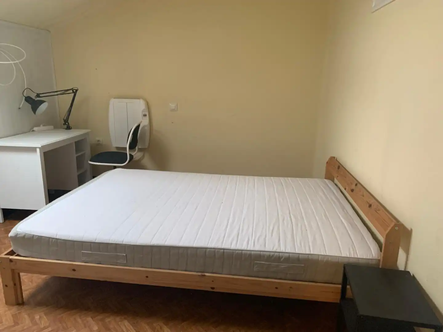 Dormitori de Pis en venda en Ferrol amb Moblat