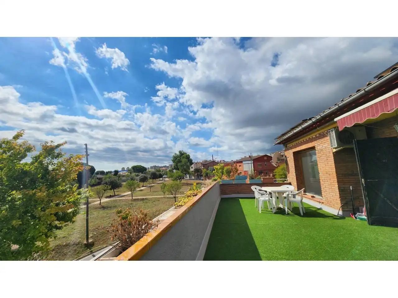 Terrassa de Casa o xalet en venda en Barberà del Vallès amb Aire condicionat, Calefacció i Jardí privat