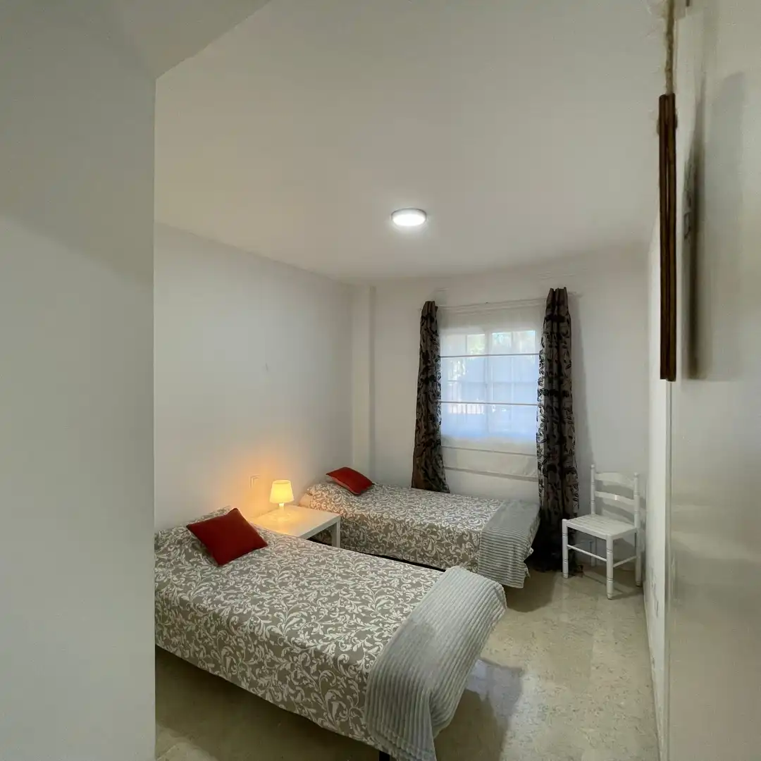 Planta baja de alquiler en VALERIANO RODRIGUEZ-ELVIR, Santa María