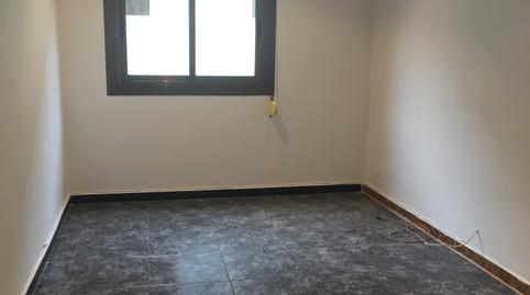 Foto 3 de Pis en venda a Carrer de Santiago Rusiñol, 19, Singuerlín, Barcelona