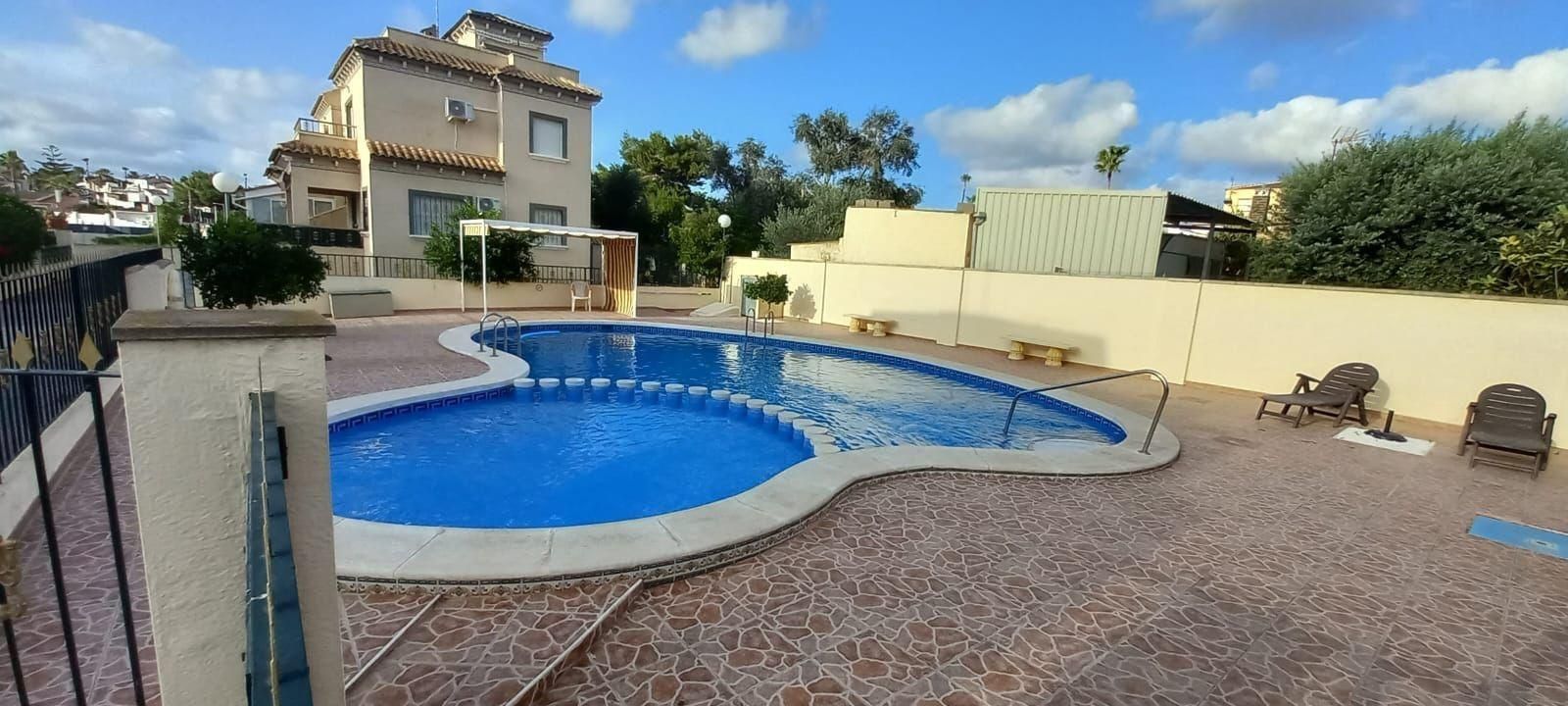 Piscina de Casa adosada en venda en Elche / Elx amb Terrassa