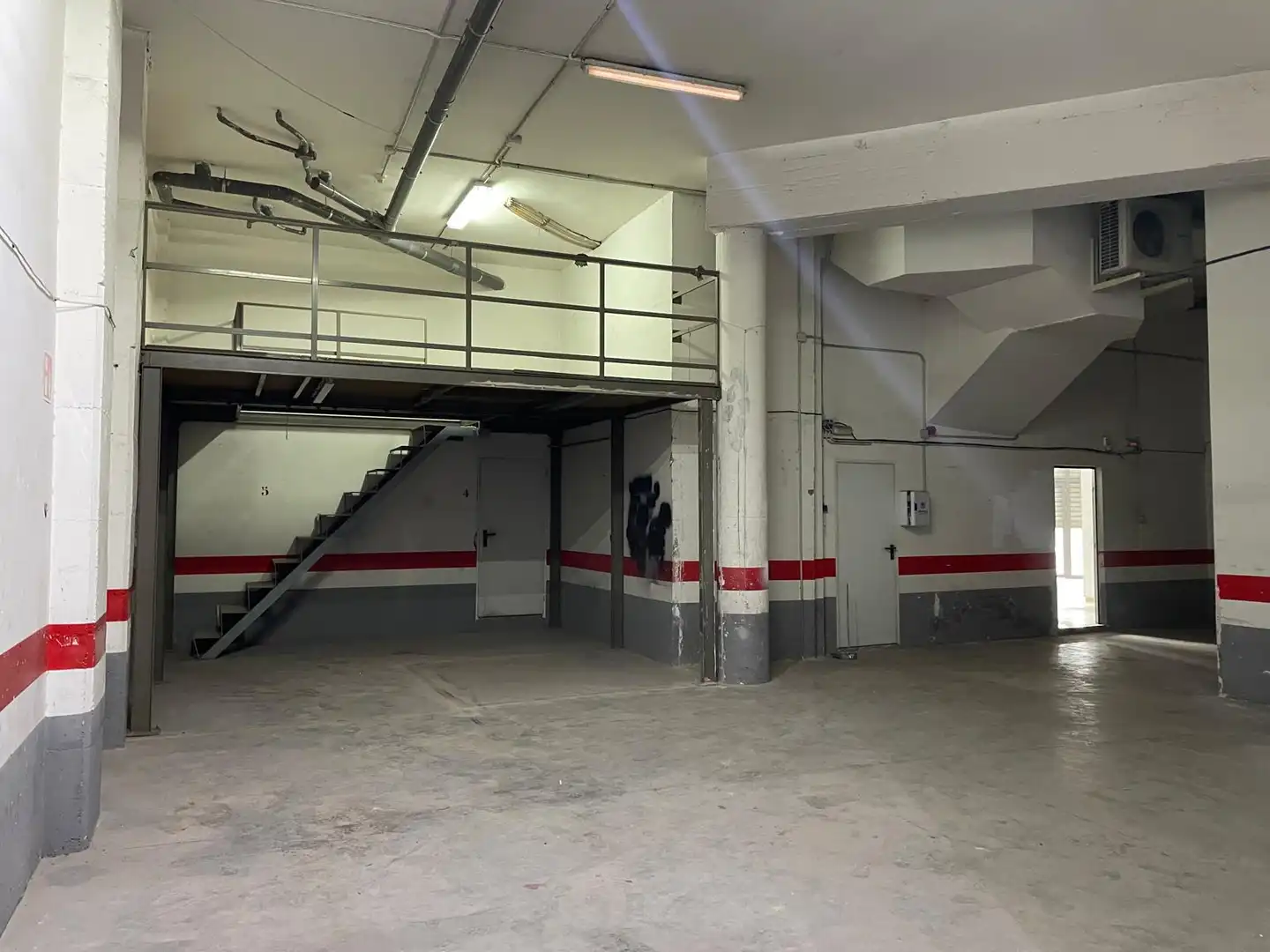 Local comercial en venda a Calle la Roda, imagen 5