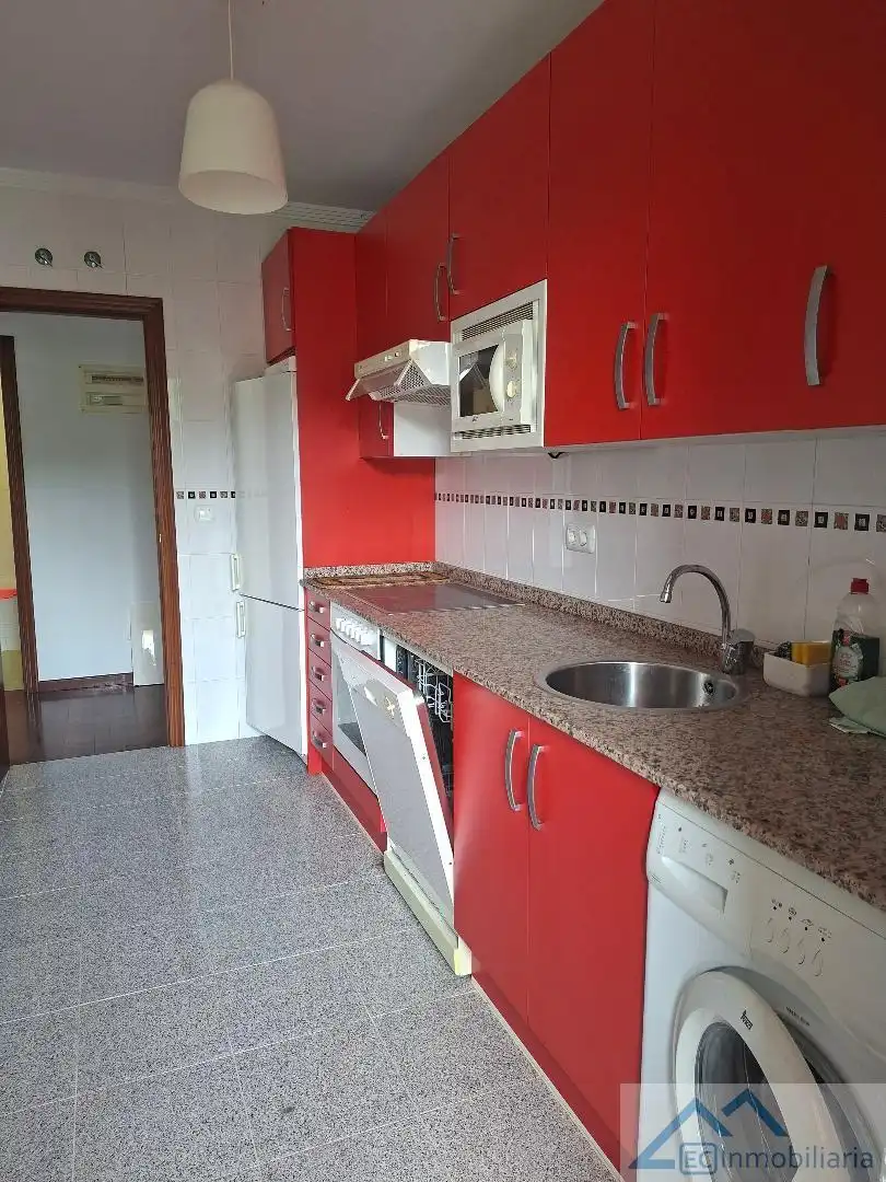 Cuina de Pis en venda en Ramales de la Victoria amb Calefacció, Parquet i Traster
