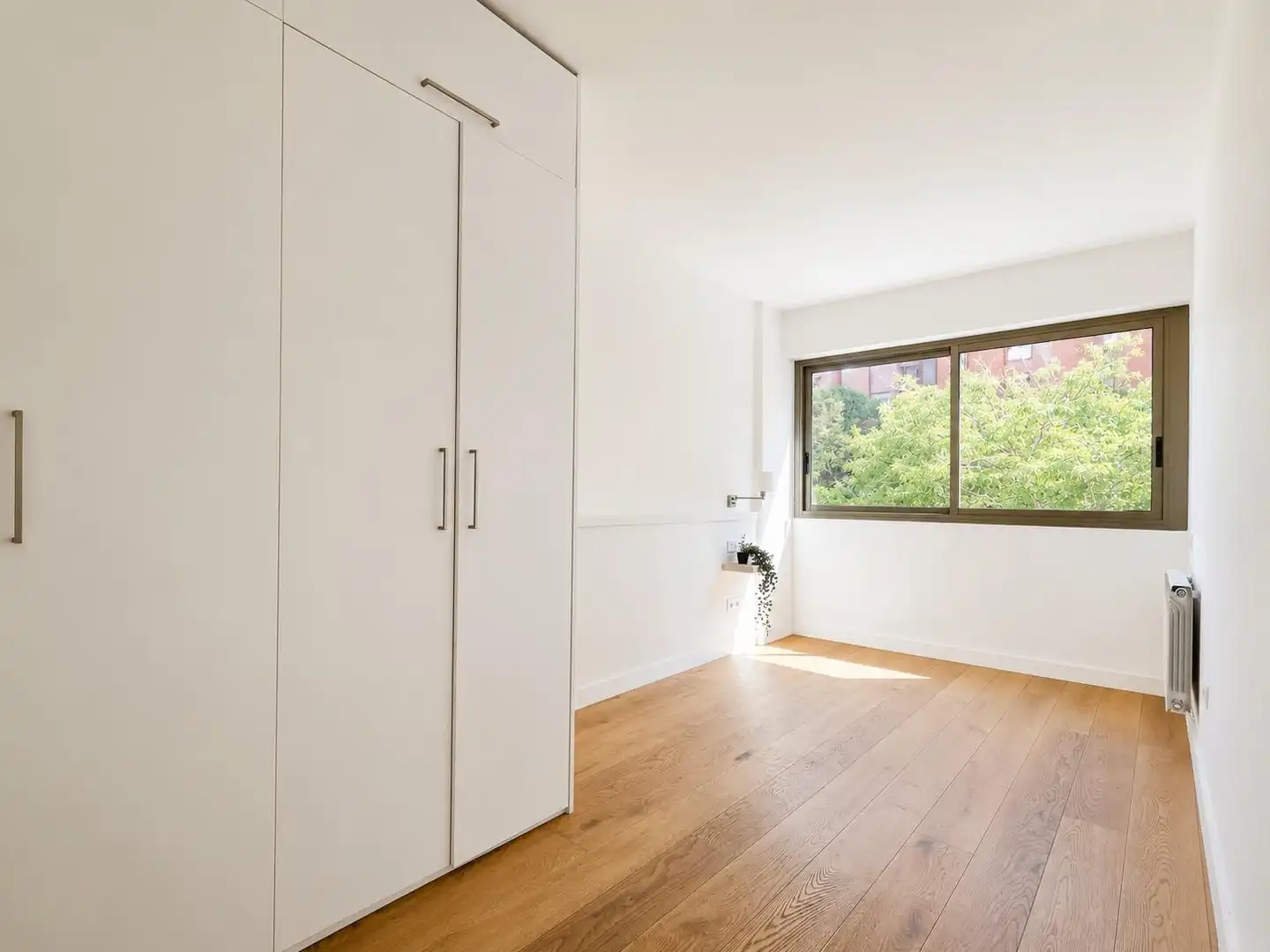 Schlafzimmer von Wohnung zum Verkauf in Barcelona mit Klimaanlage, Heizung und Terrasse