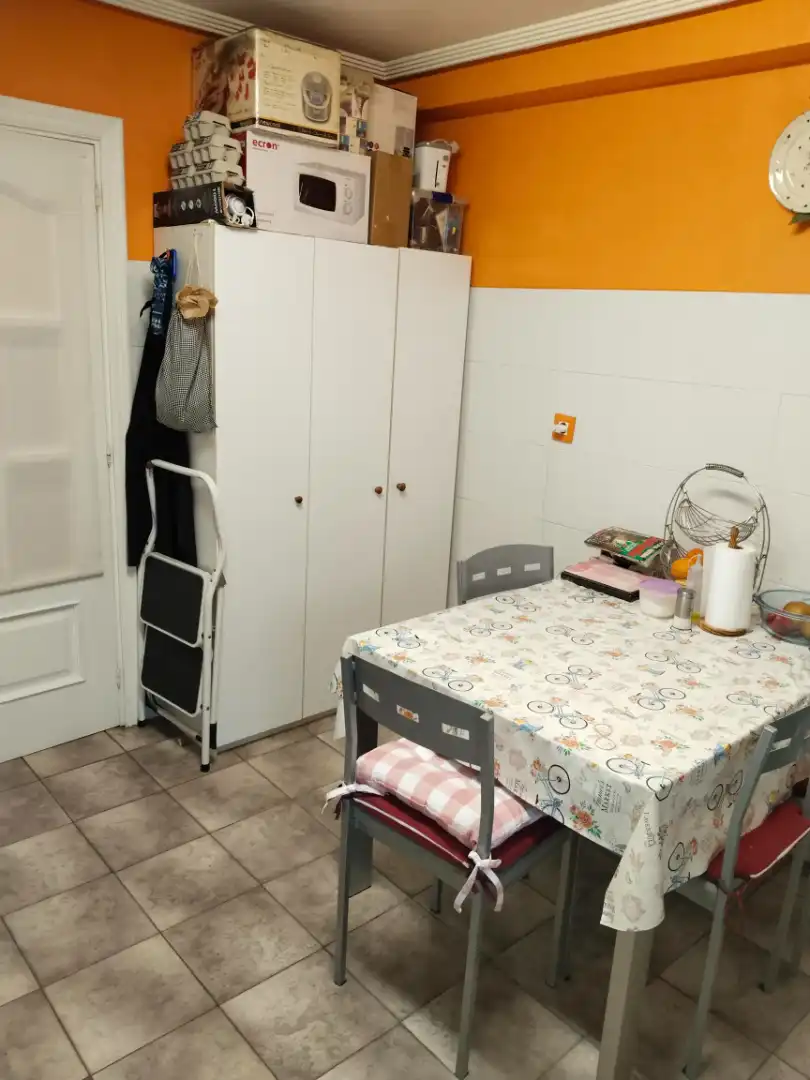 Habitación de Piso en venta en Irura con Calefacción y Amueblado
