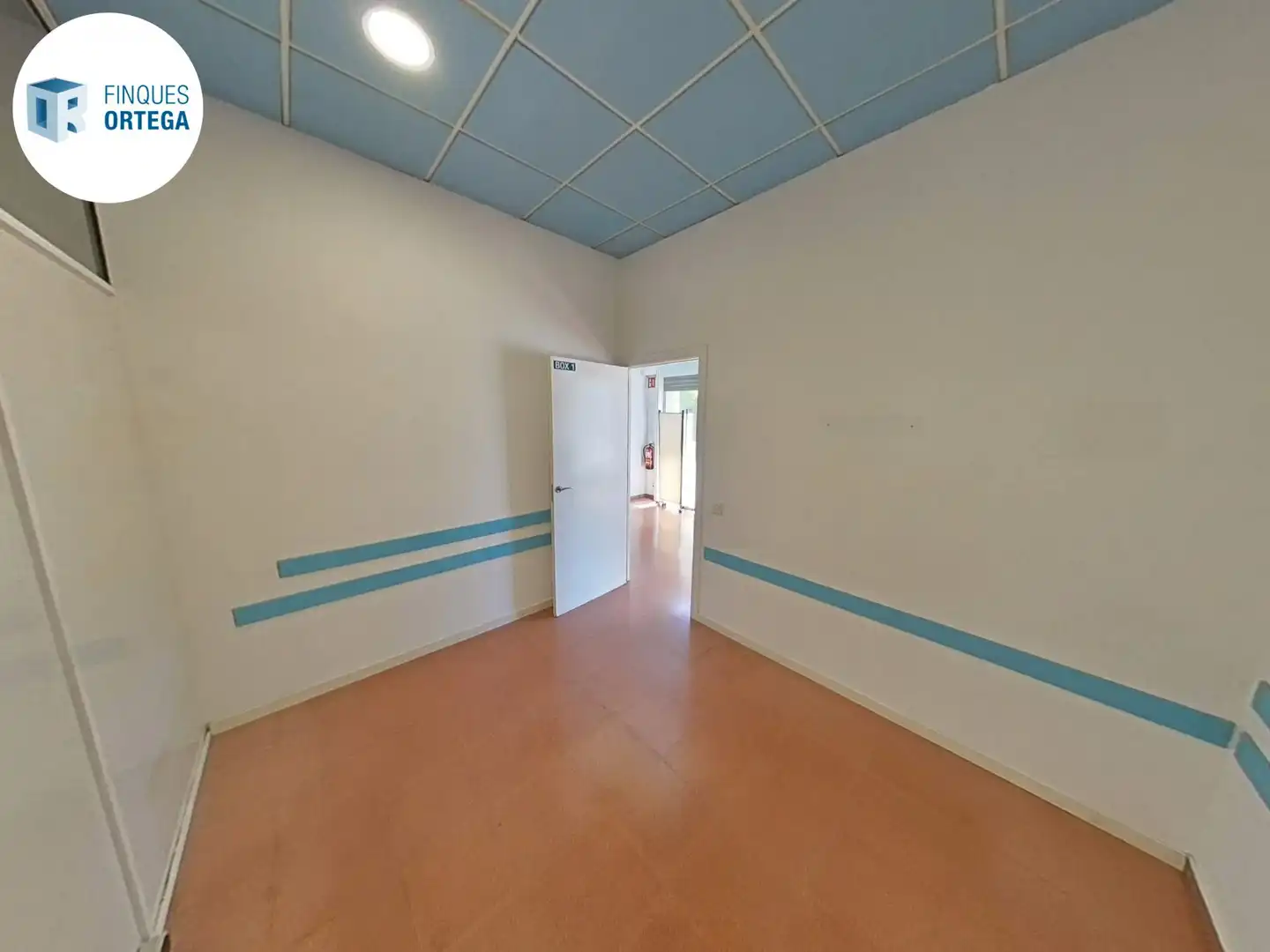 Local comercial de lloguer a de Víctor Català, imagen 9