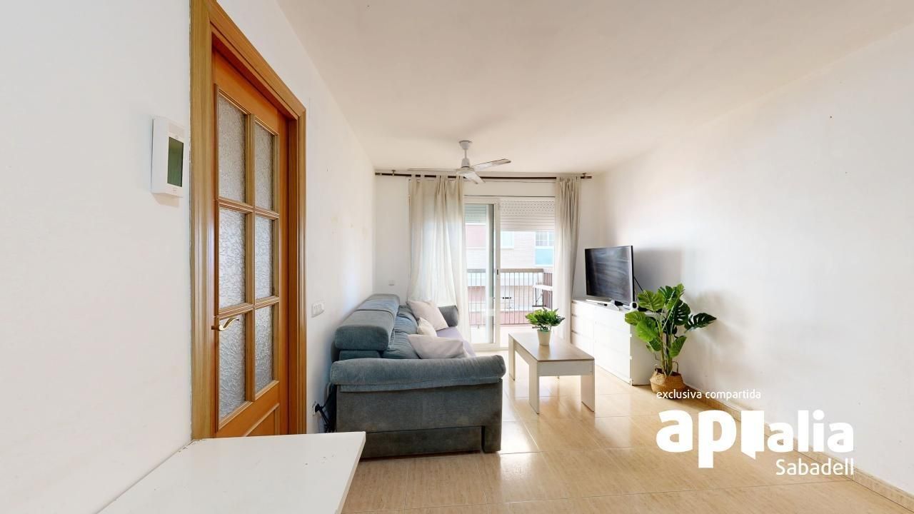 Living room of Flat for sale in Barberà del Vallès  with Heating and Balcony