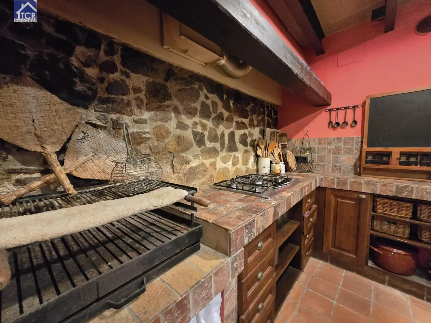 Cuina de Casa o xalet en venda en Sant Feliu de Guíxols amb Calefacció, Jardí privat i Terrassa