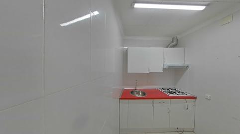 Foto 4 de Apartament en venda a Joan Ubach, 2, -1, El Raval, Santa Coloma de Gramenet