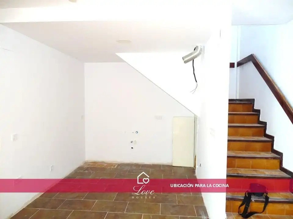 Einfamilien-Reihenhaus zum Verkauf in Puerto Real mit Klimaanlage und Terrasse