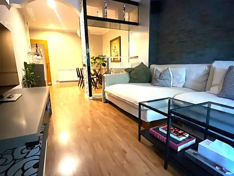 Piso con ascensor en venta en De la Casa Nova 12, imagen 2