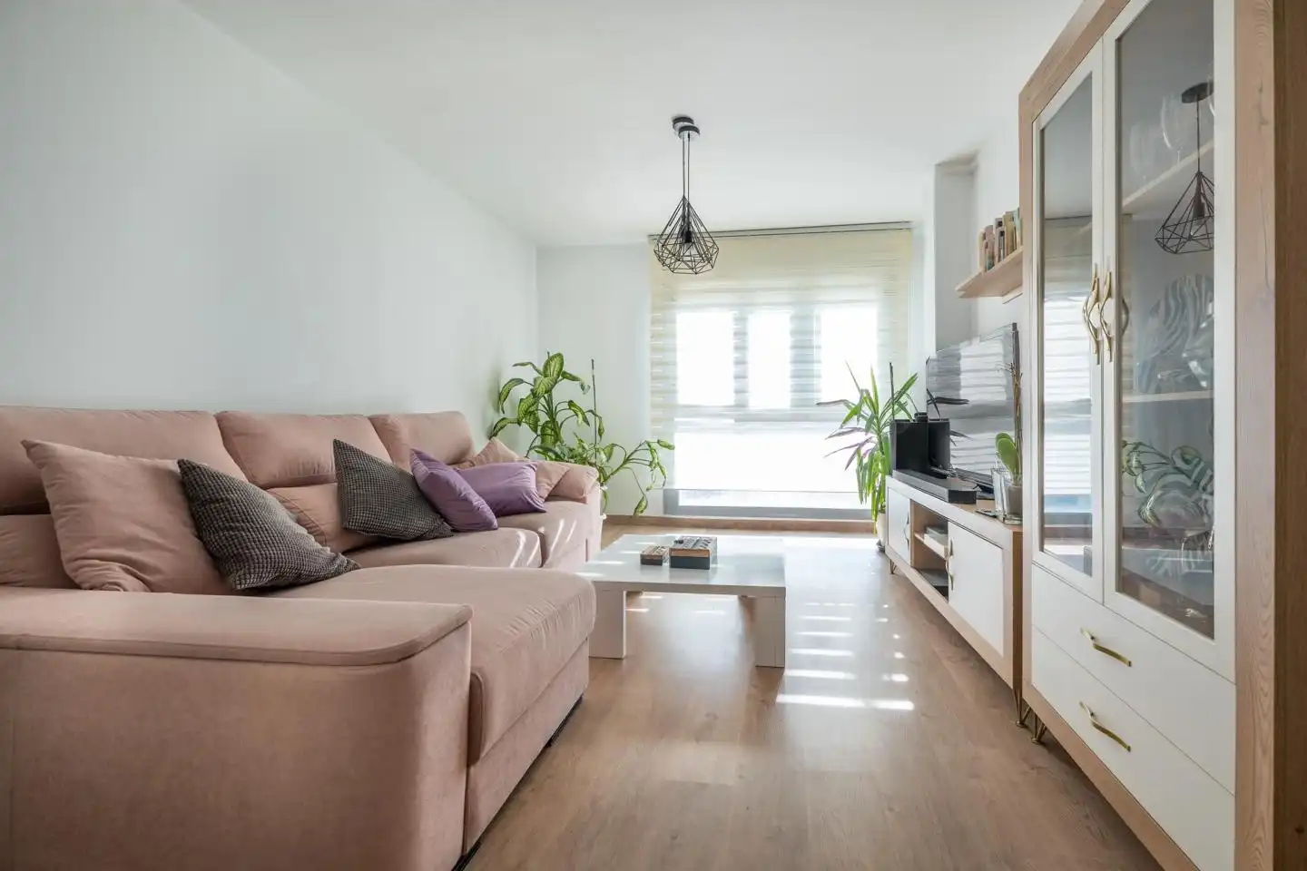 Sala de estar de Piso en venta en Ávila con Calefacción, Trastero y Amueblado
