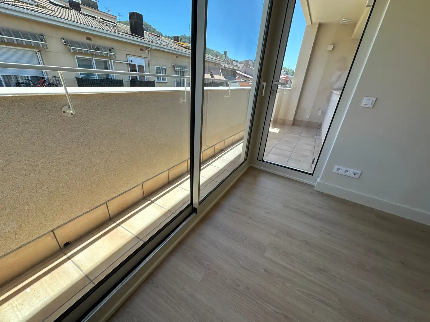 Neubau-Wohnung mit Terrasse zum Verkauf in Avinguda de Catalunya 55, imagen 5