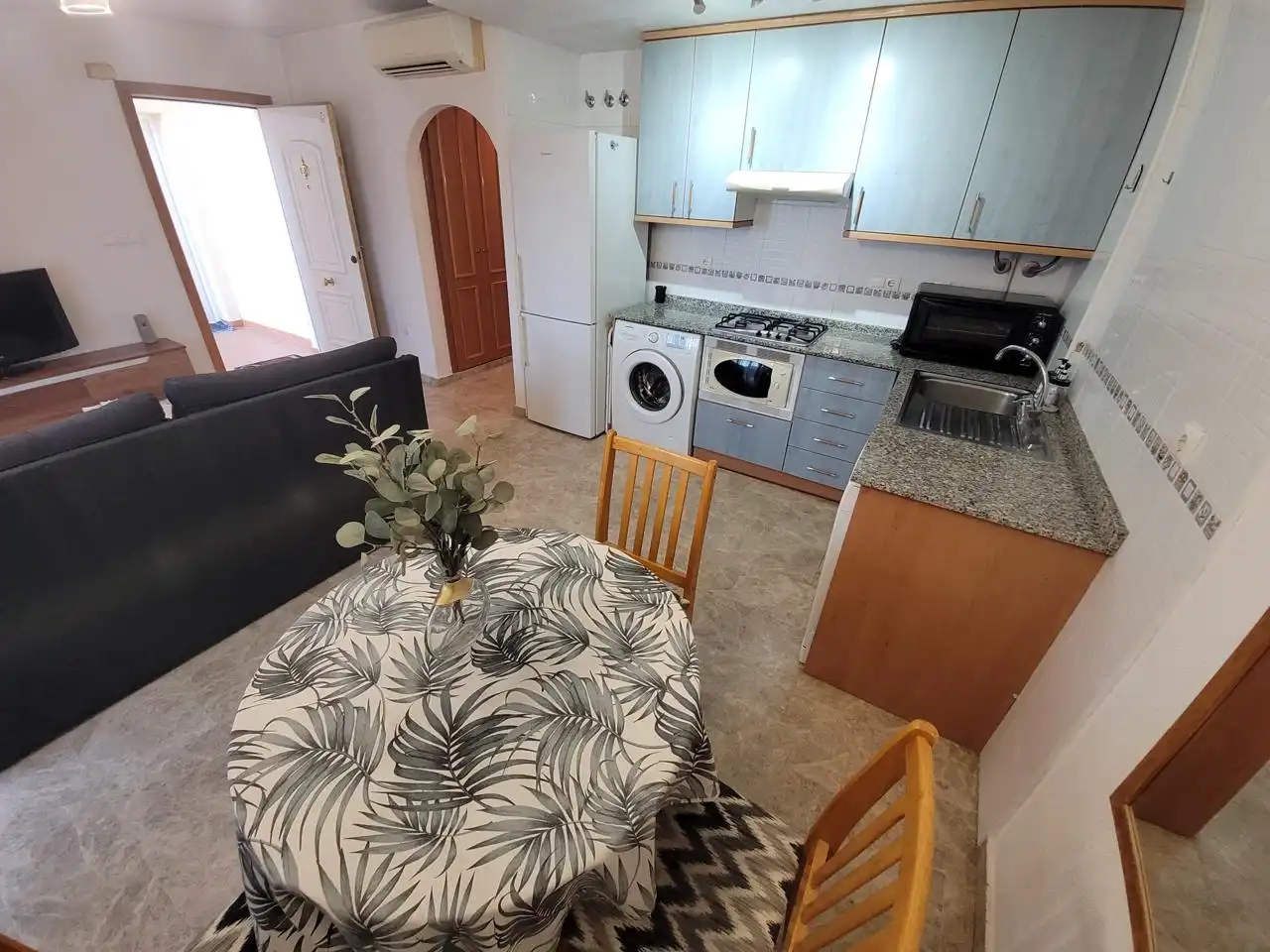 Cuina de Casa o xalet en venda en Mutxamel amb Aire condicionat, Terrassa i Piscina