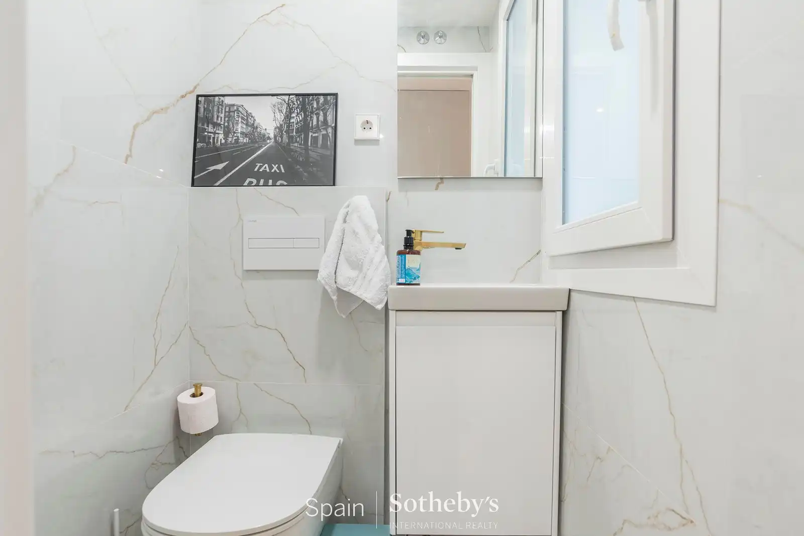 Bany de Apartament en venda en Madrid amb Aire condicionat, Calefacció i Traster