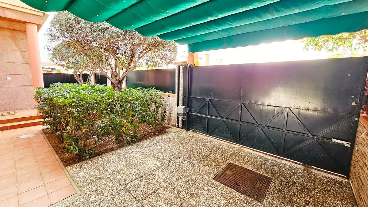 Maison jumelée avec piscine à vendre à Espartinas Pueblo, imagen 5